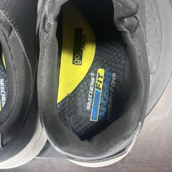 Skechers Men's Sz 10.5 Delson Swift Fit Hands Free Memory Foam Black Shoes - Picture 6 of 10